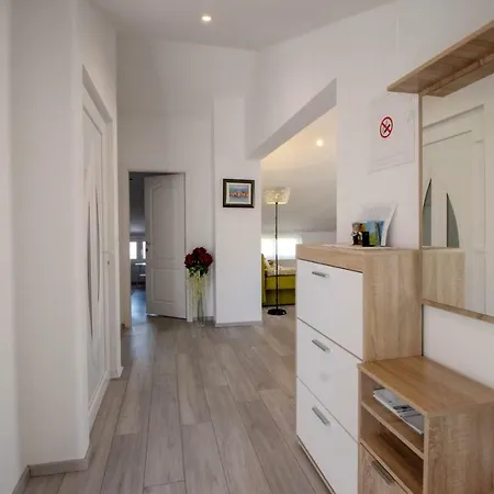 Apartament Sky *